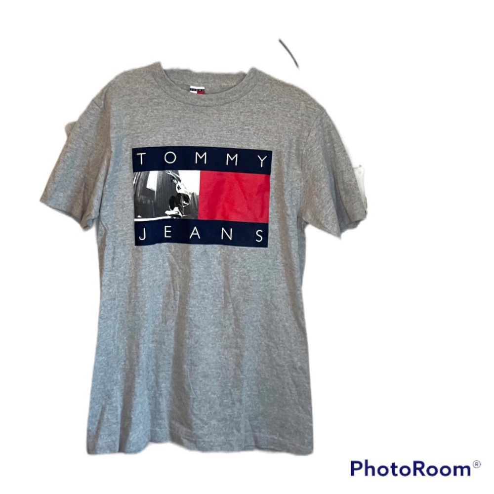 Tommy Hilfiger t shirt